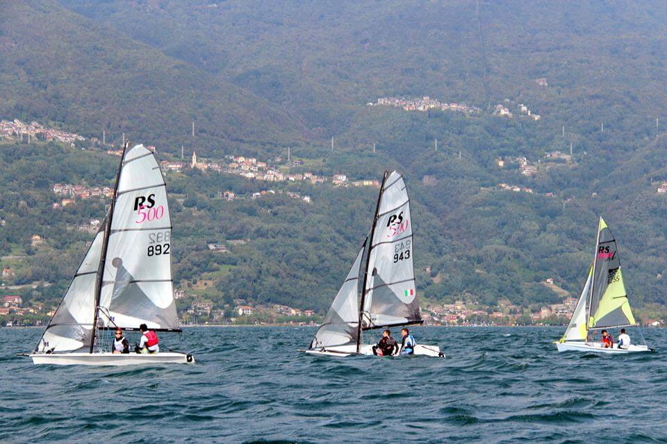 That's me on the right, following bigger & faster boats